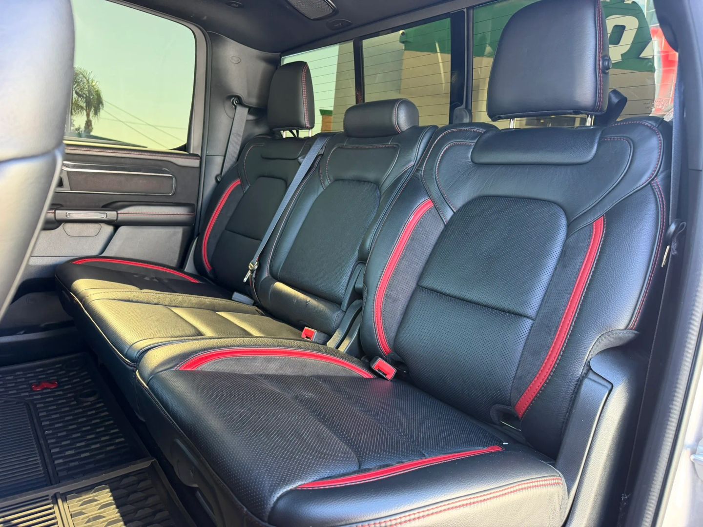 Photo 14 of this Ram 1500