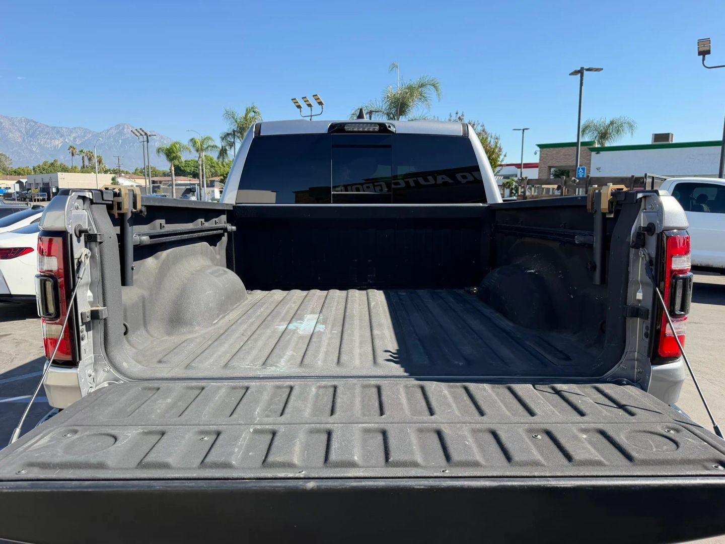 Photo 17 of this Ram 1500