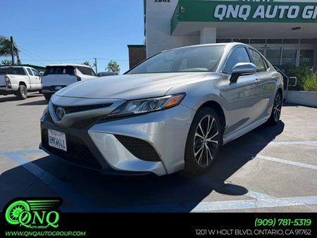 2020 Toyota Camry Hybrid SE