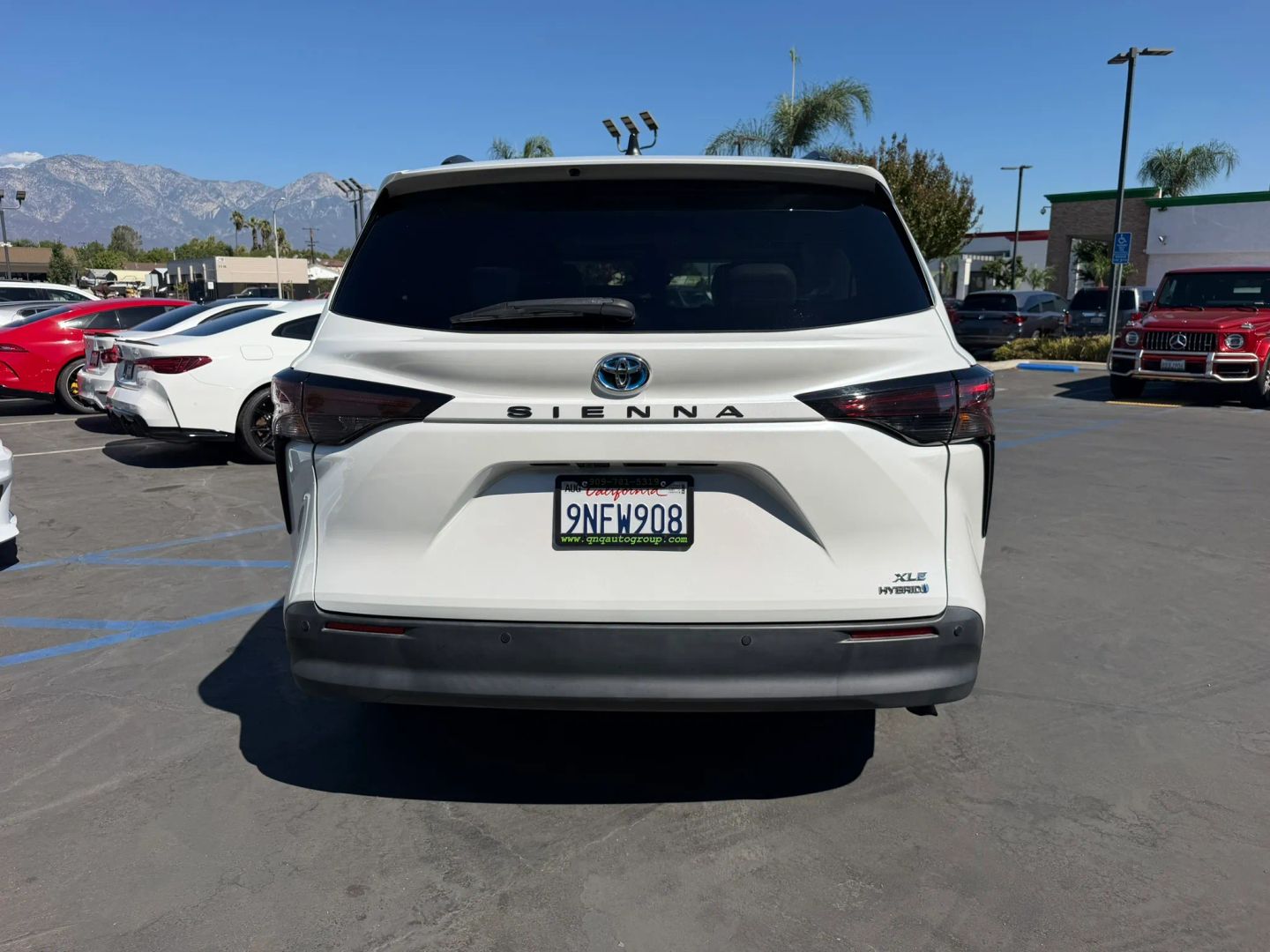 Photo 7 of this Toyota Sienna