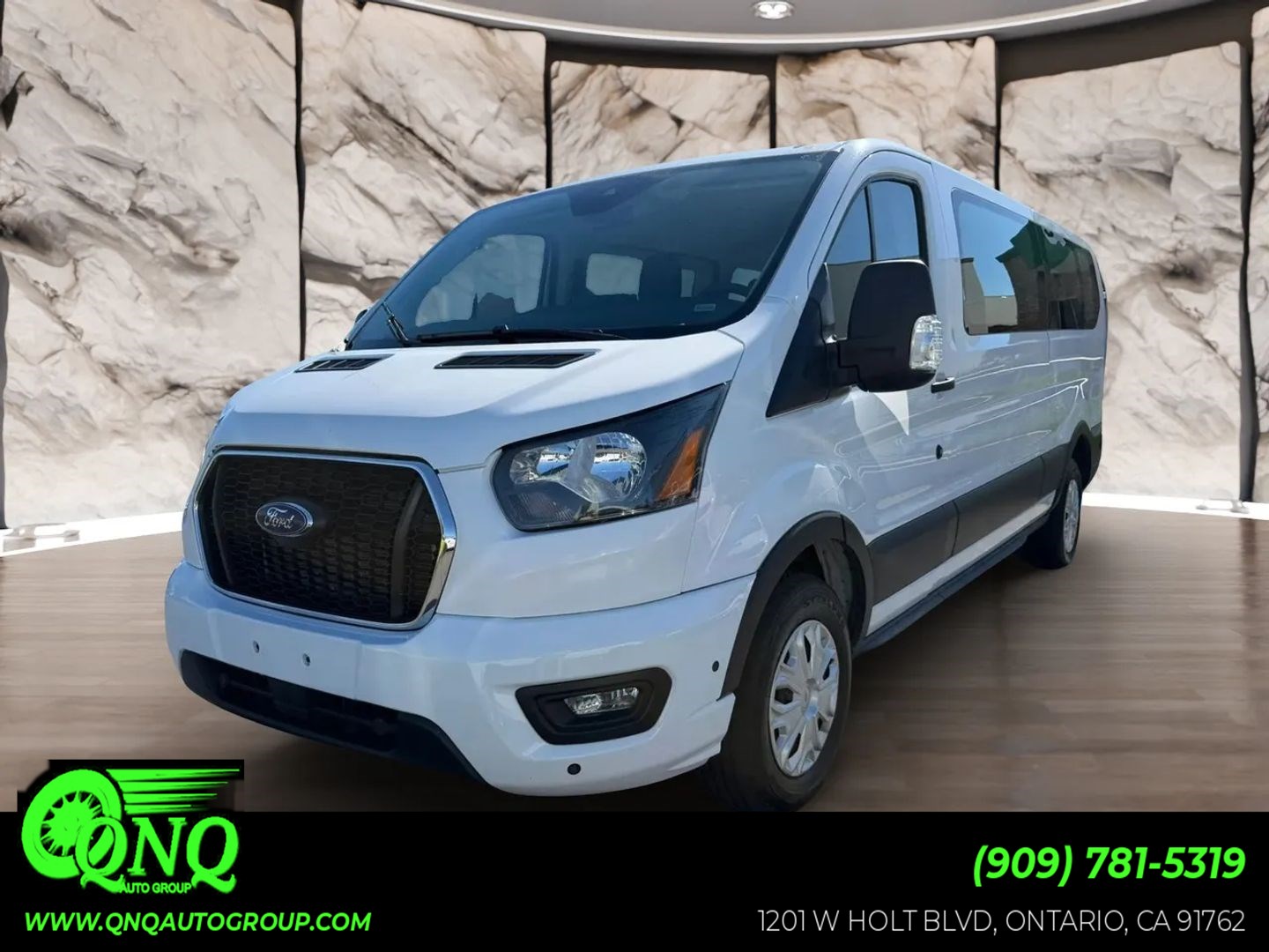 2024 Ford Transit Passenger Wagon XLT