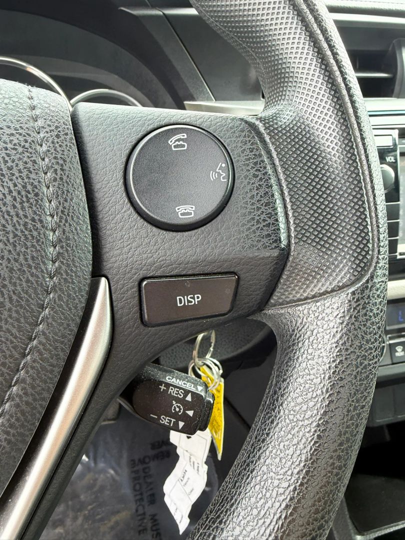 Photo 20 of this Toyota Corolla