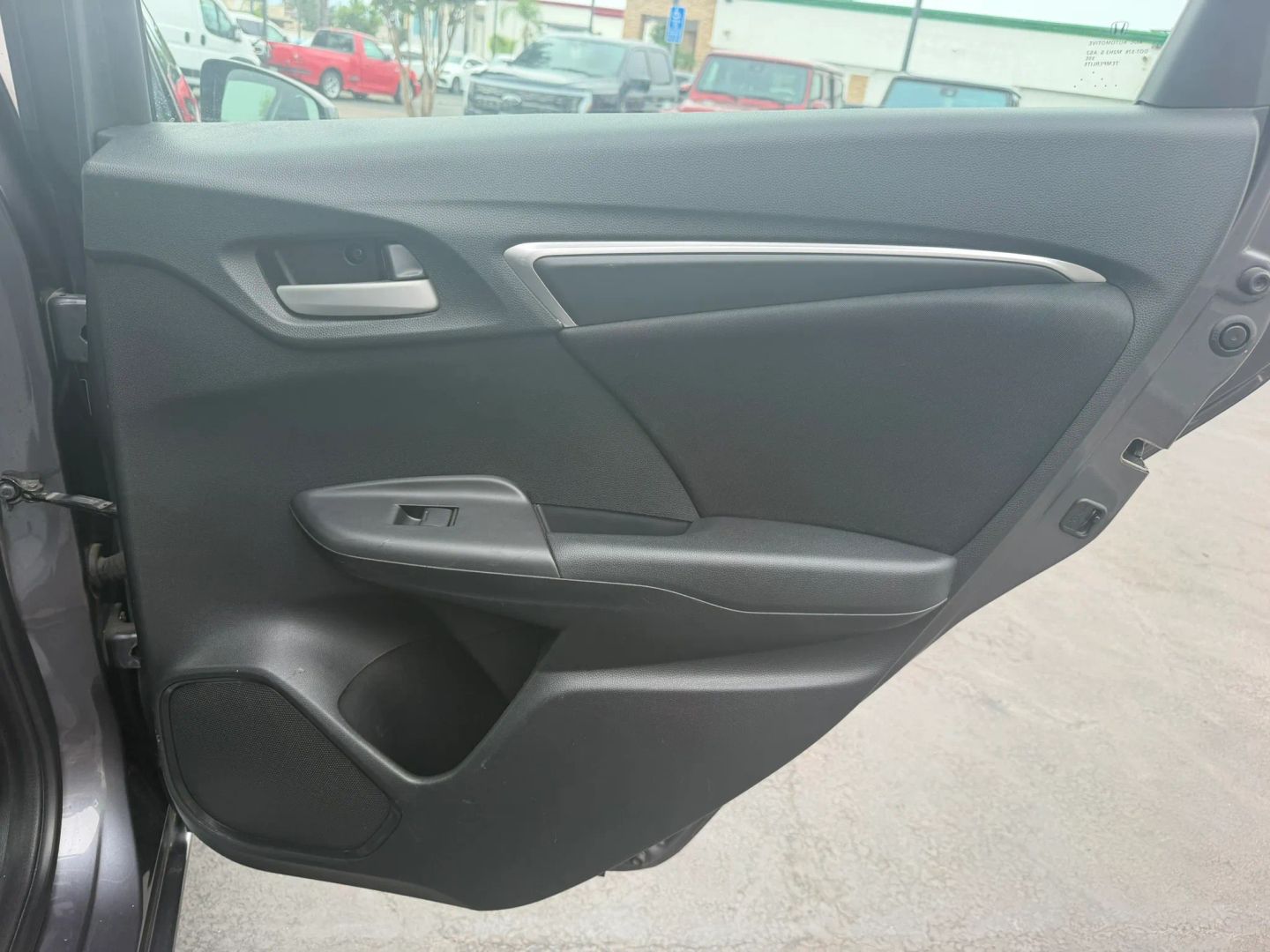 Photo 17 of this Honda Fit
