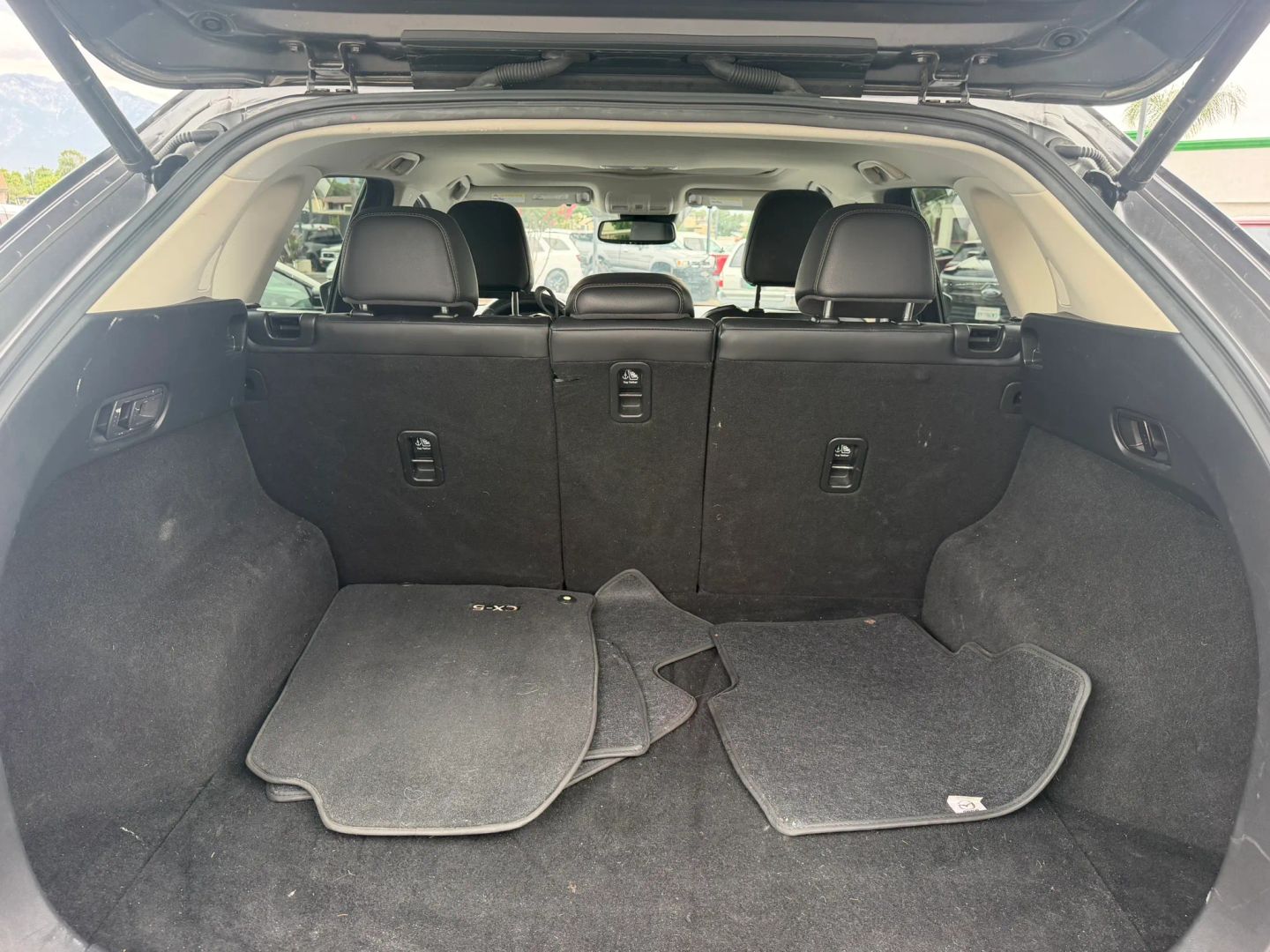 Photo 14 of this Mazda CX-5