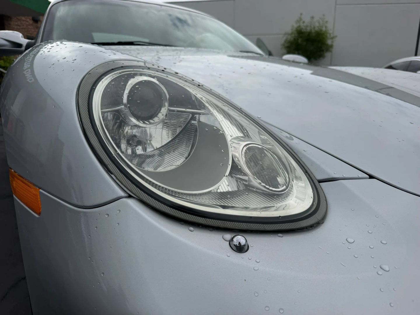 Photo 27 of this Porsche Cayman