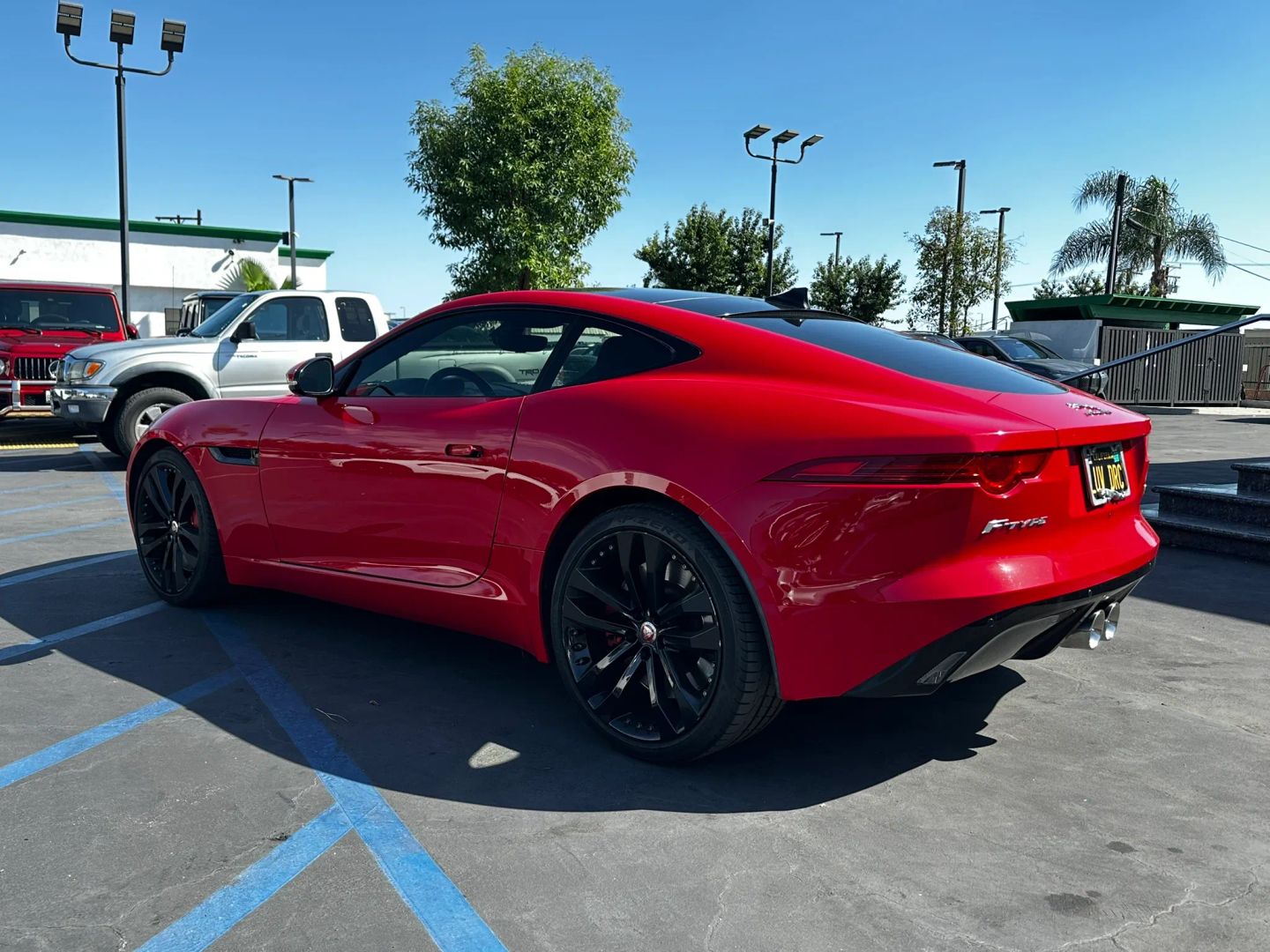 Photo 10 of this Jaguar F-TYPE