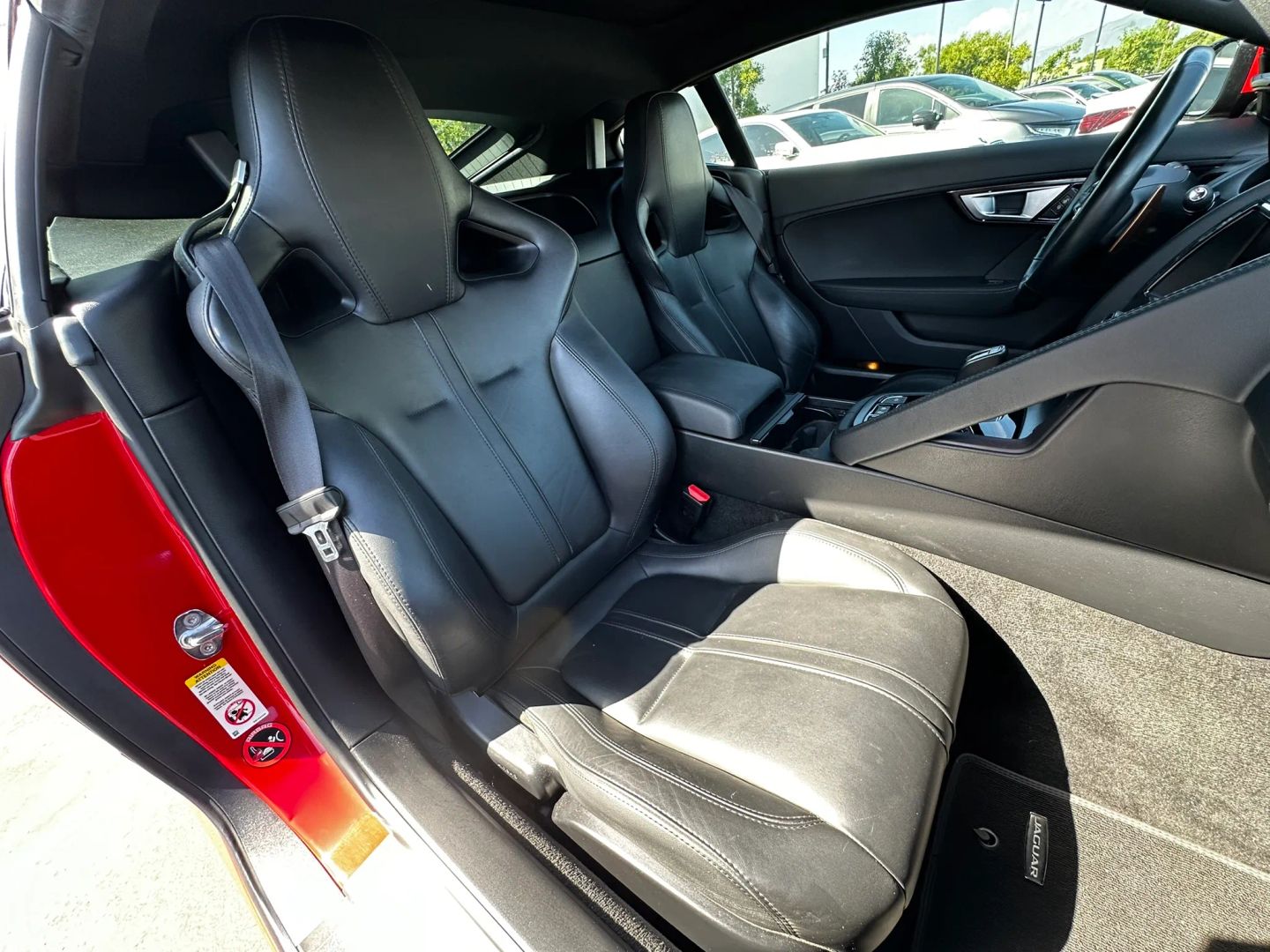 Photo 15 of this Jaguar F-TYPE