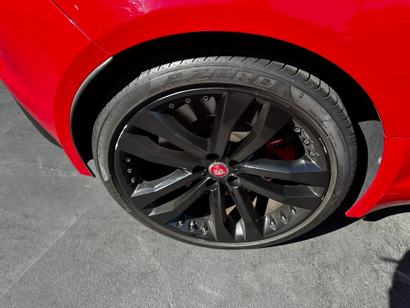 Photo 31 of this Jaguar F-TYPE
