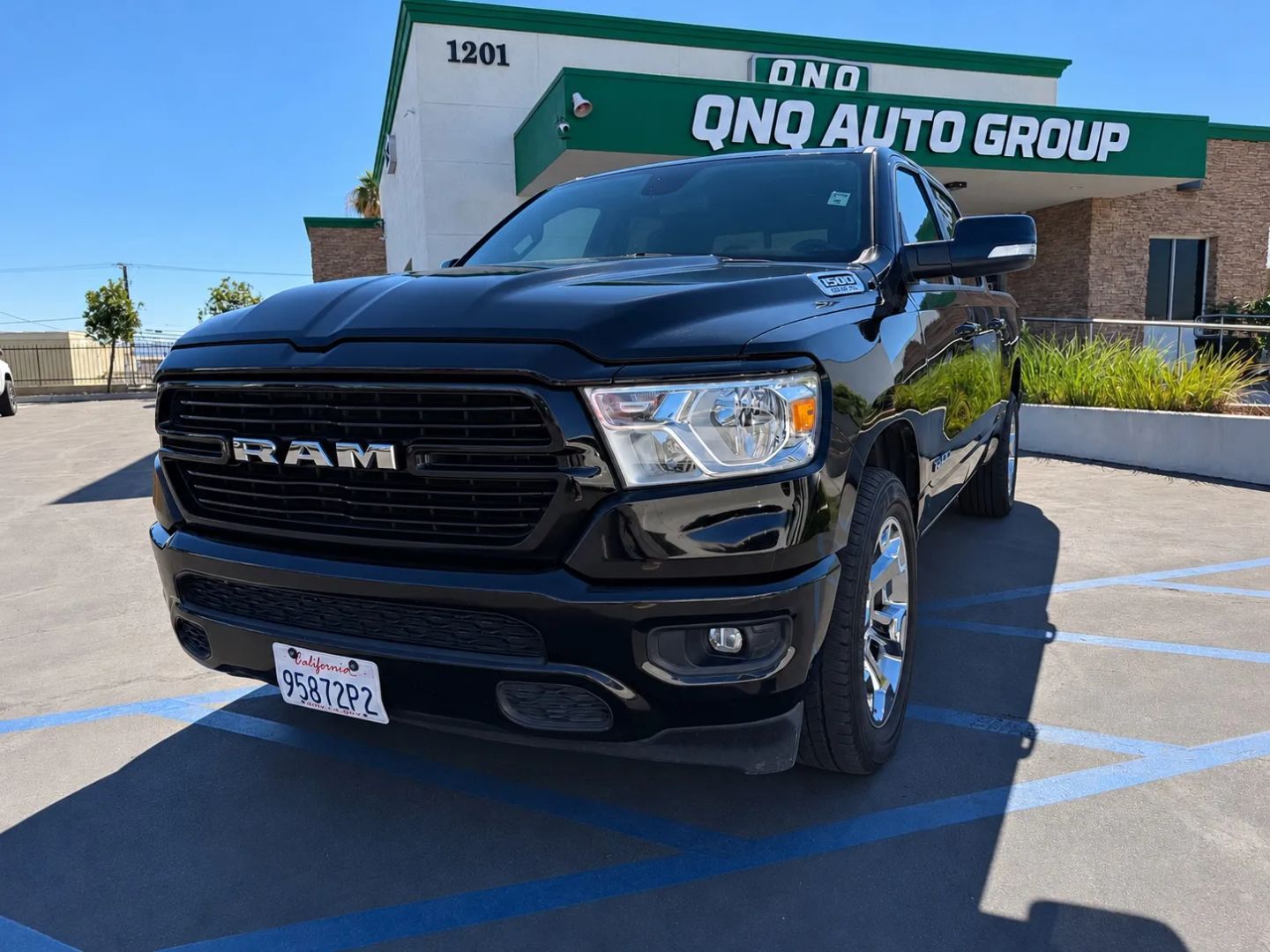 Photo 2 of this Ram 1500