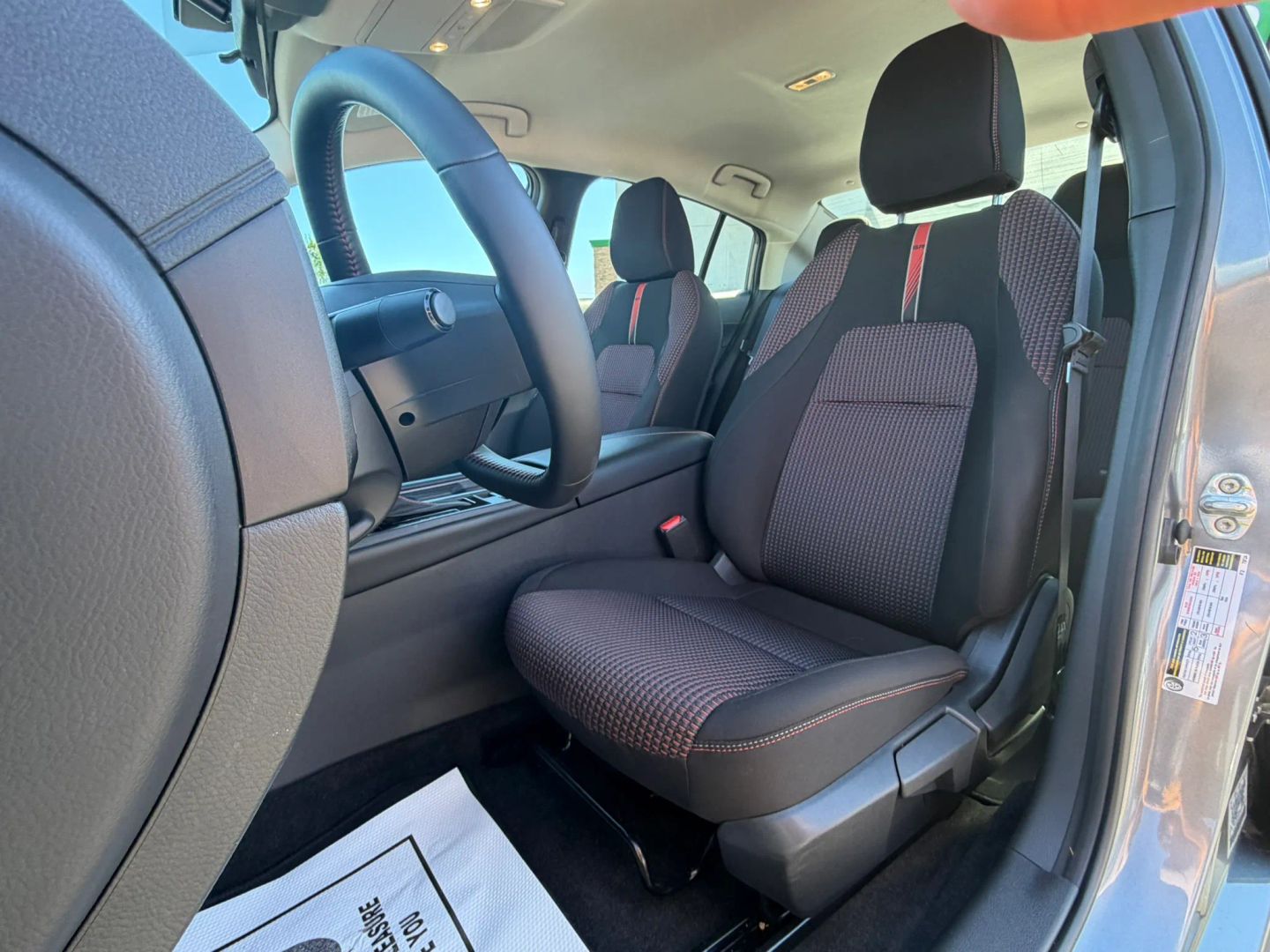 Photo 16 of this Nissan Sentra