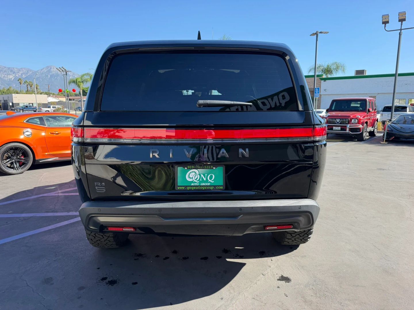 Photo 8 of this Rivian R1S