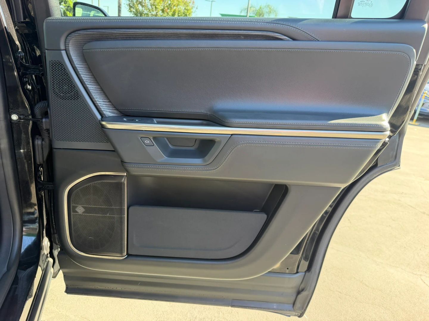 Photo 46 of this Rivian R1S
