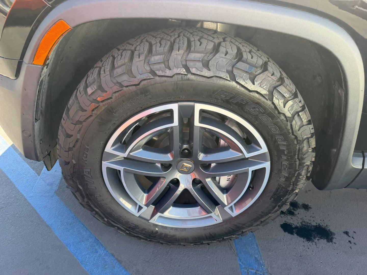 Photo 51 of this Rivian R1S