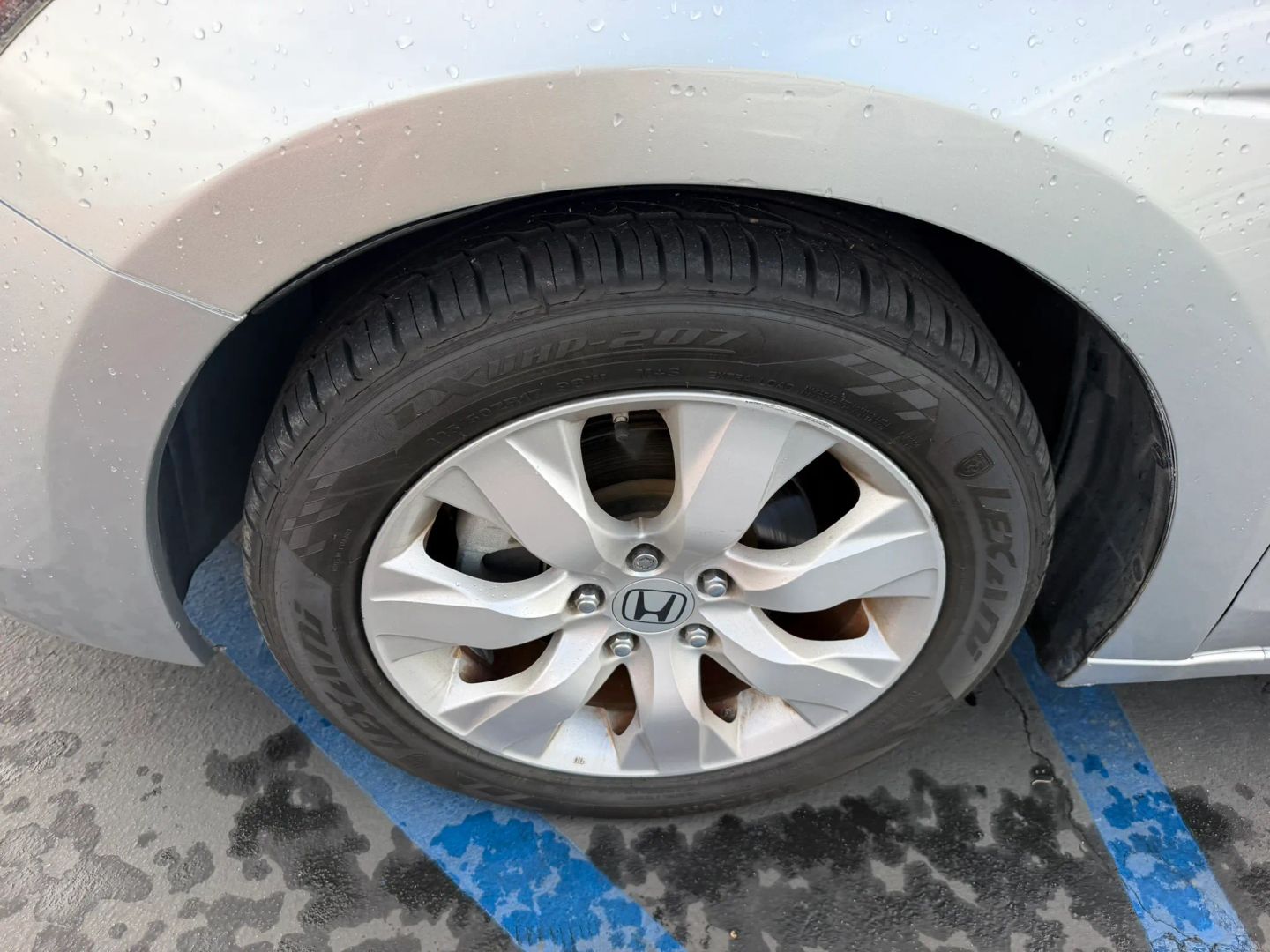 Photo 36 of this Honda Accord Sedan