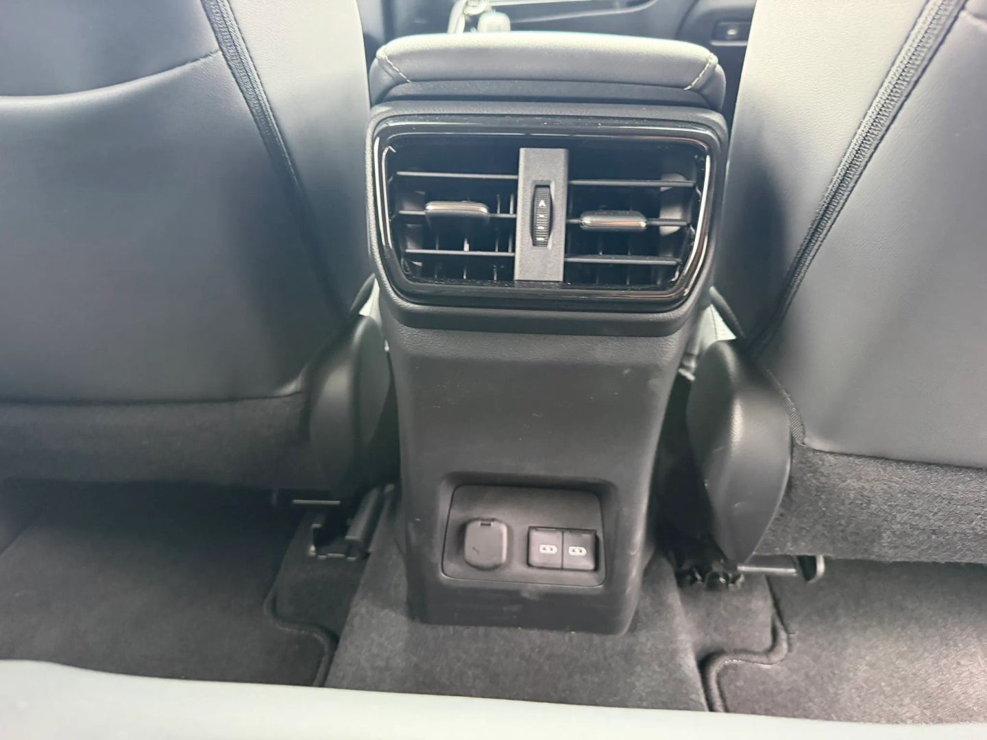 Photo 31 of this Lexus NX 350