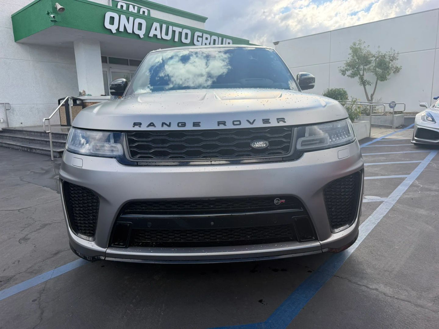 Photo 3 of this Land Rover Range Rover Sport