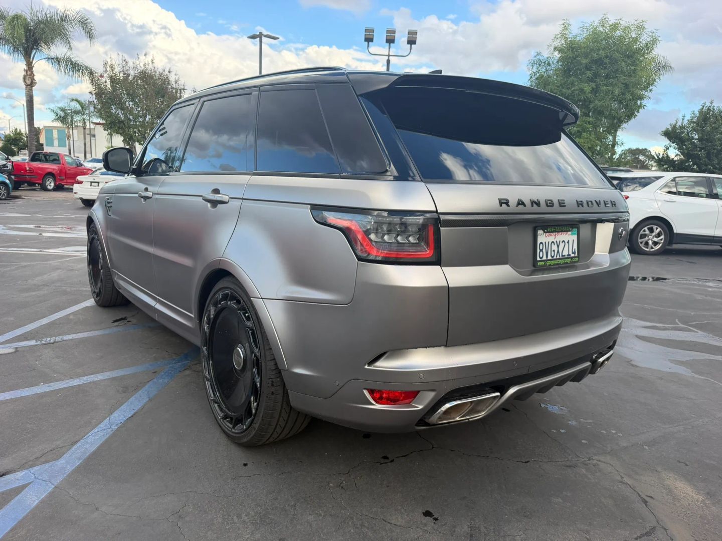 Photo 9 of this Land Rover Range Rover Sport