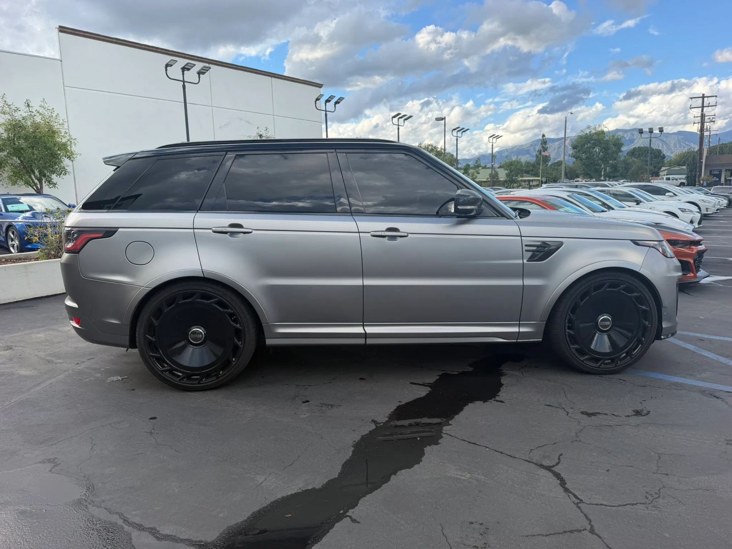 Photo 5 of this Land Rover Range Rover Sport