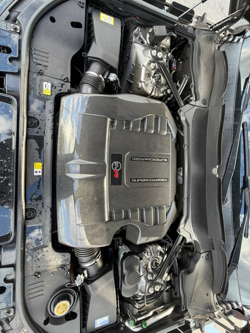 Photo 49 of this Land Rover Range Rover Sport