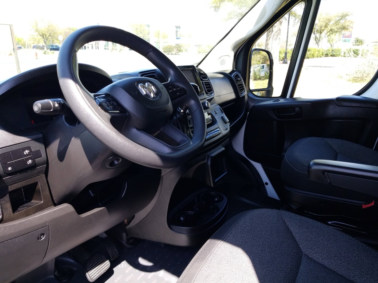 2023 Ram ProMaster 2500 Cargo Van photo 4