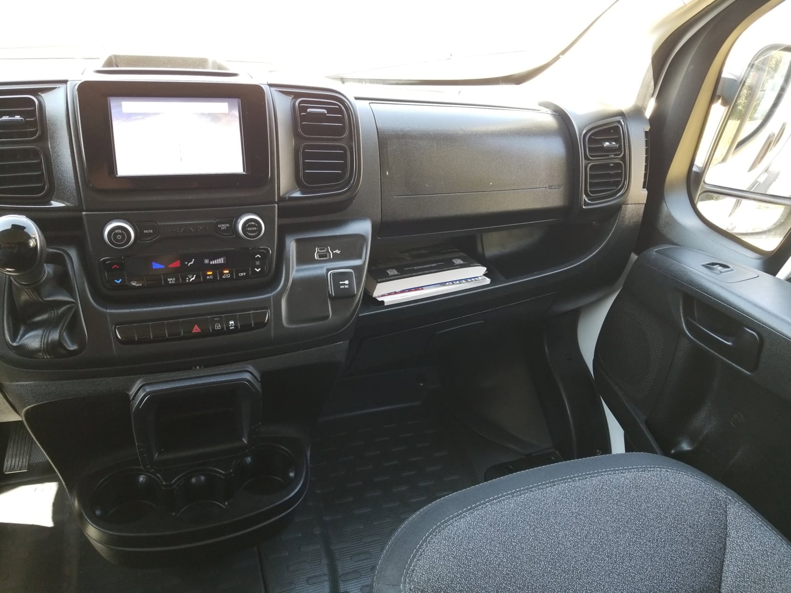 2023 Ram ProMaster 2500 Cargo Van photo 8