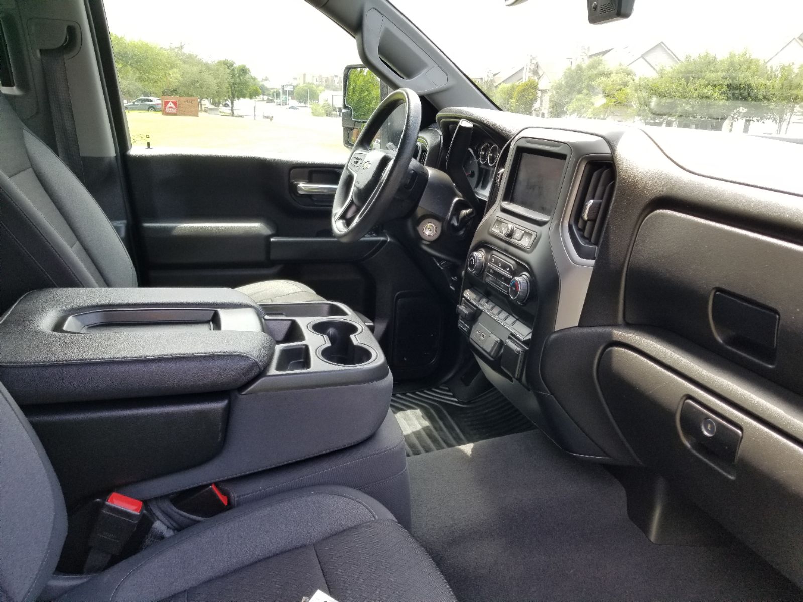 2022 Chevrolet Silverado 2500HD Custom photo 15