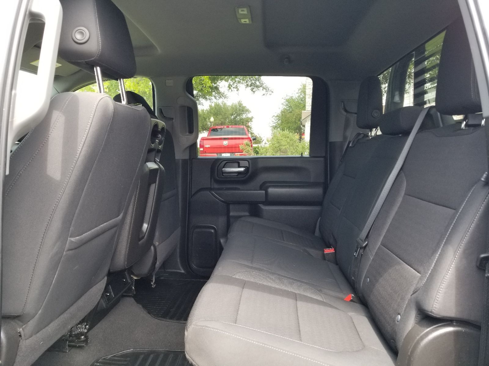2022 Chevrolet Silverado 2500HD Custom photo 5