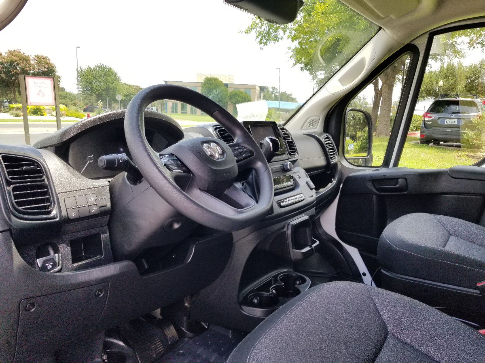2025 Ram ProMaster 2500 photo 4