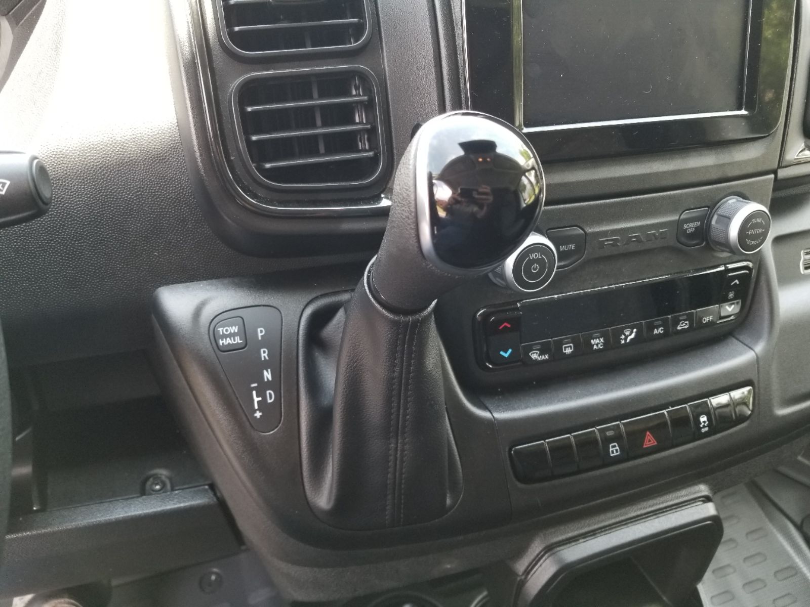 2025 Ram ProMaster 2500 photo 6
