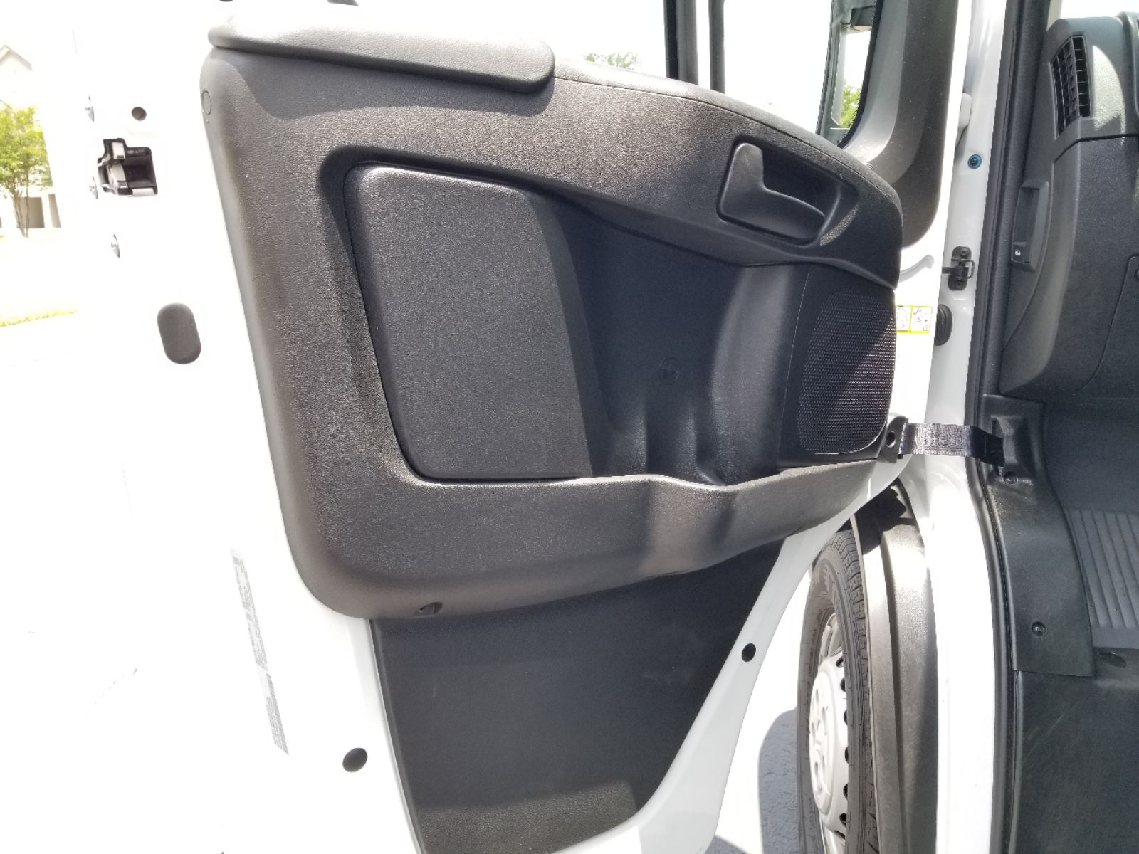 2025 Ram ProMaster 2500 photo 9
