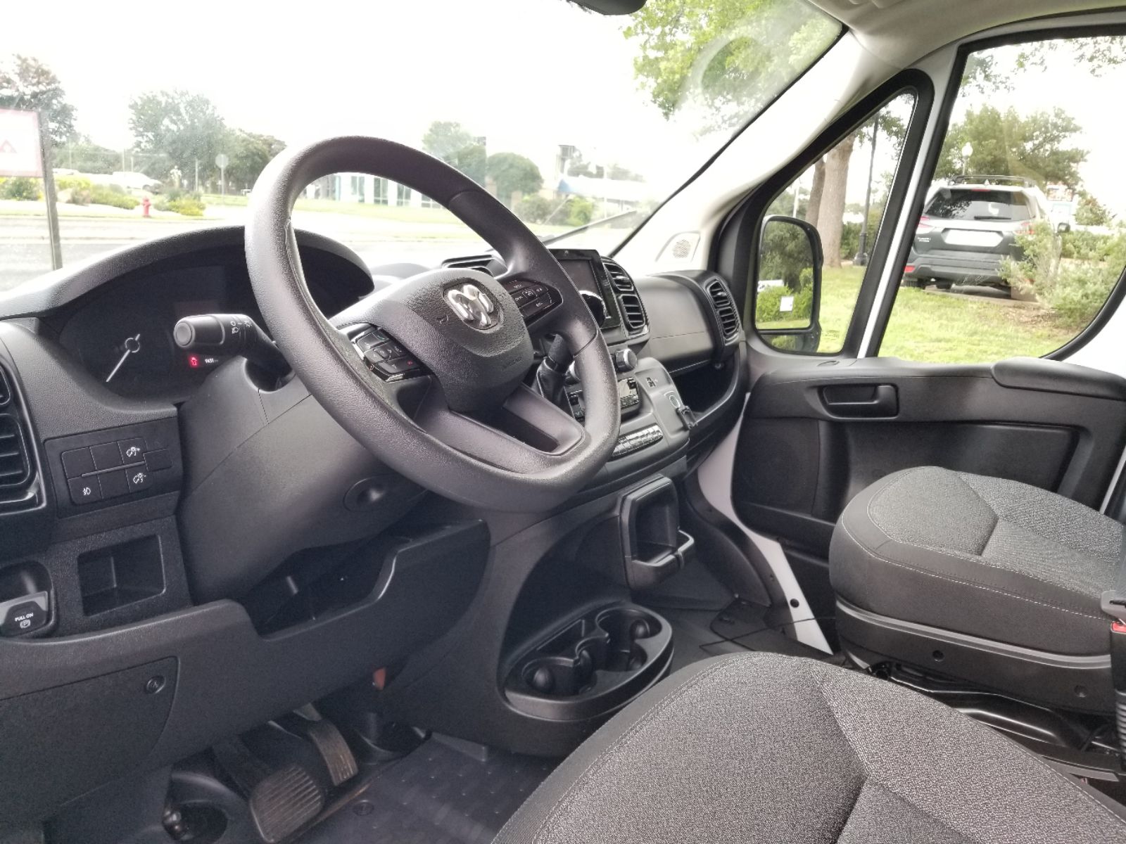2025 Ram ProMaster 2500 photo 4