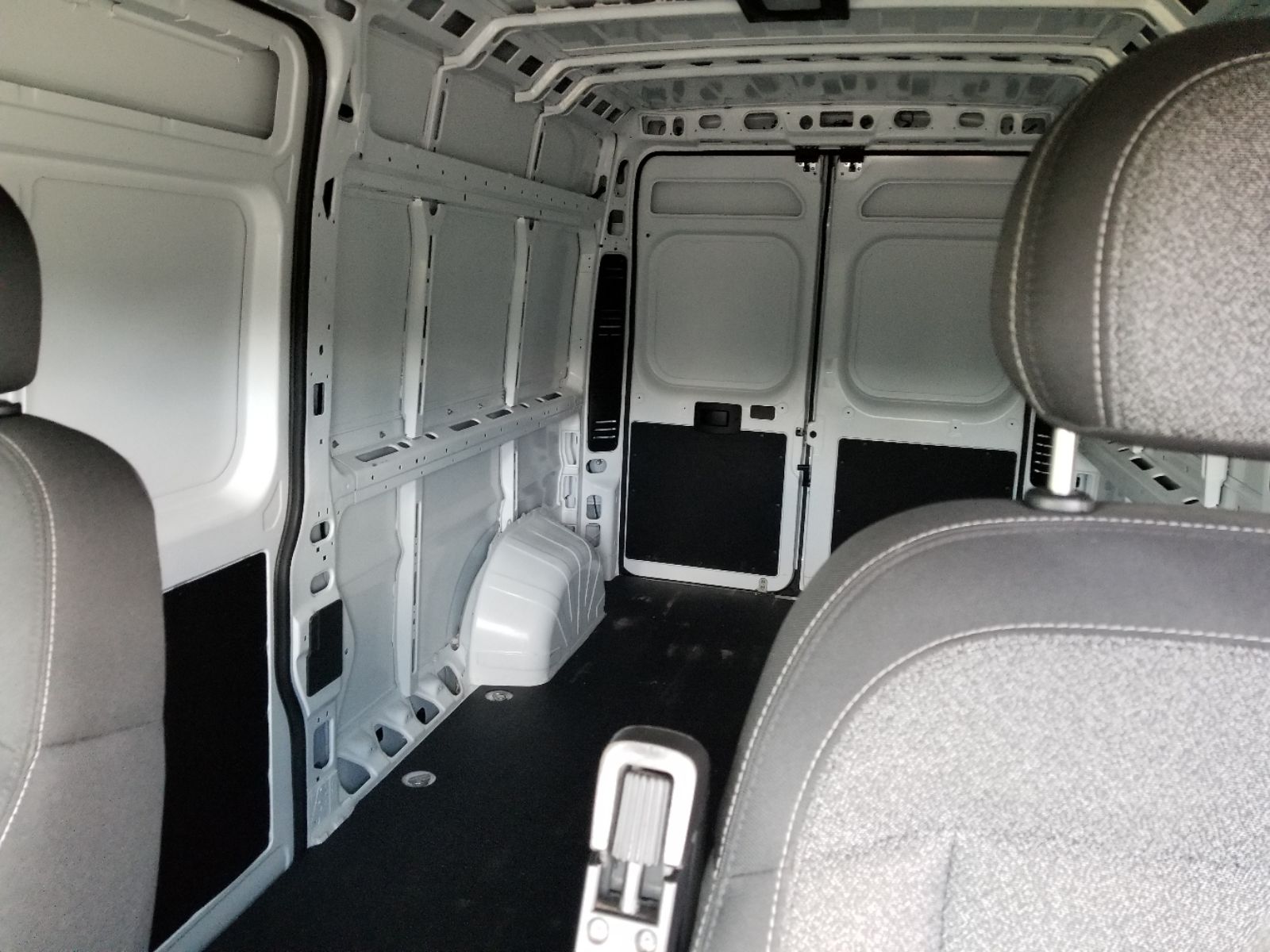 2025 Ram ProMaster 2500 photo 5