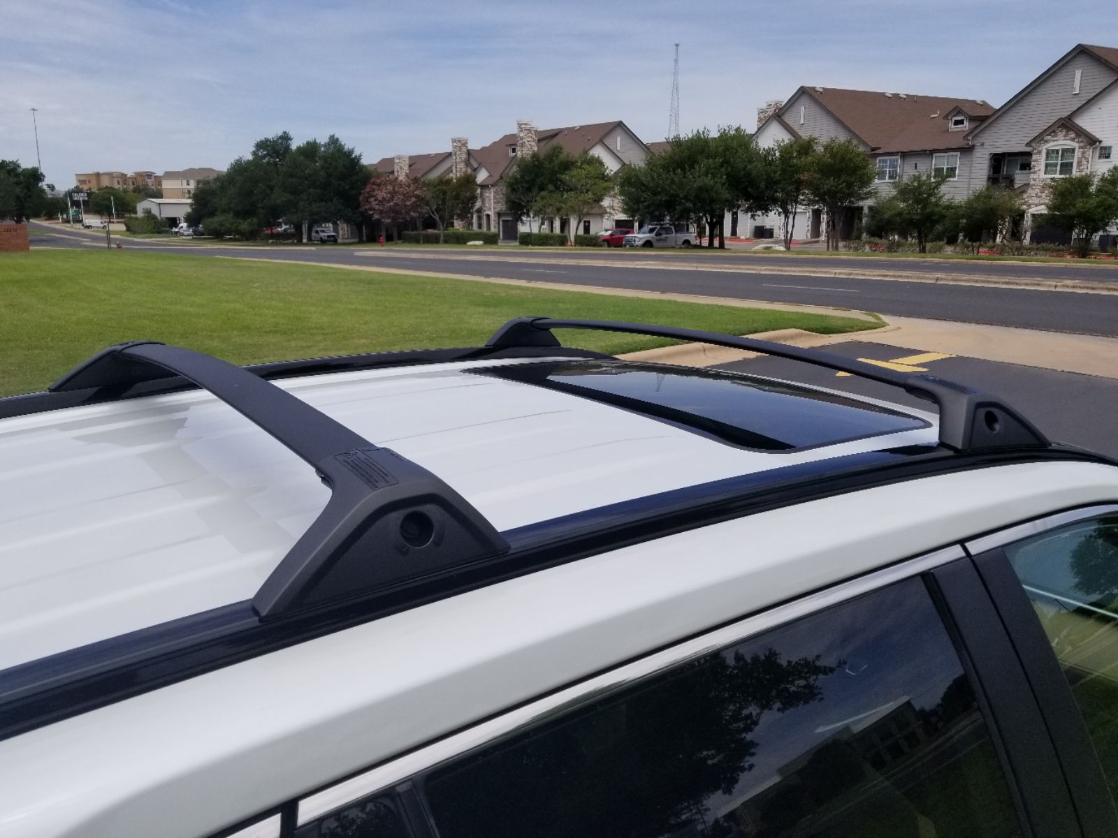 2023 Toyota RAV4 XLE Premium photo 22