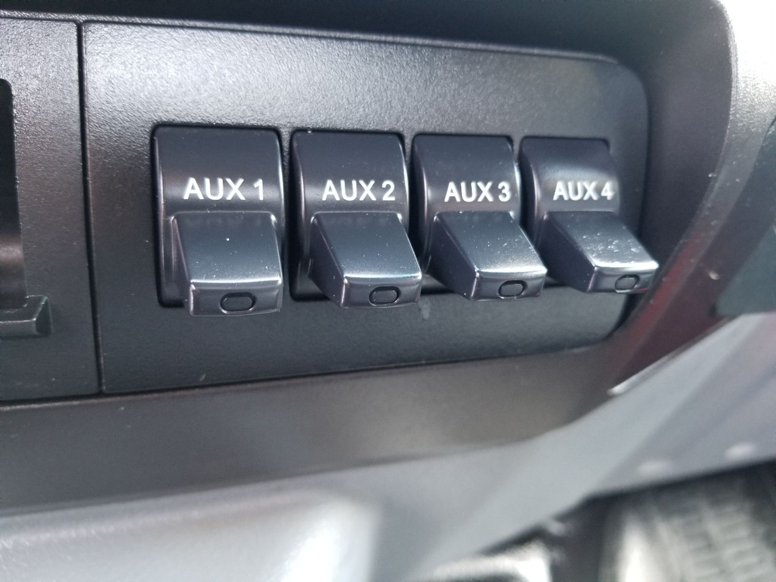 2018 Ford F-750 SuperCab photo 17