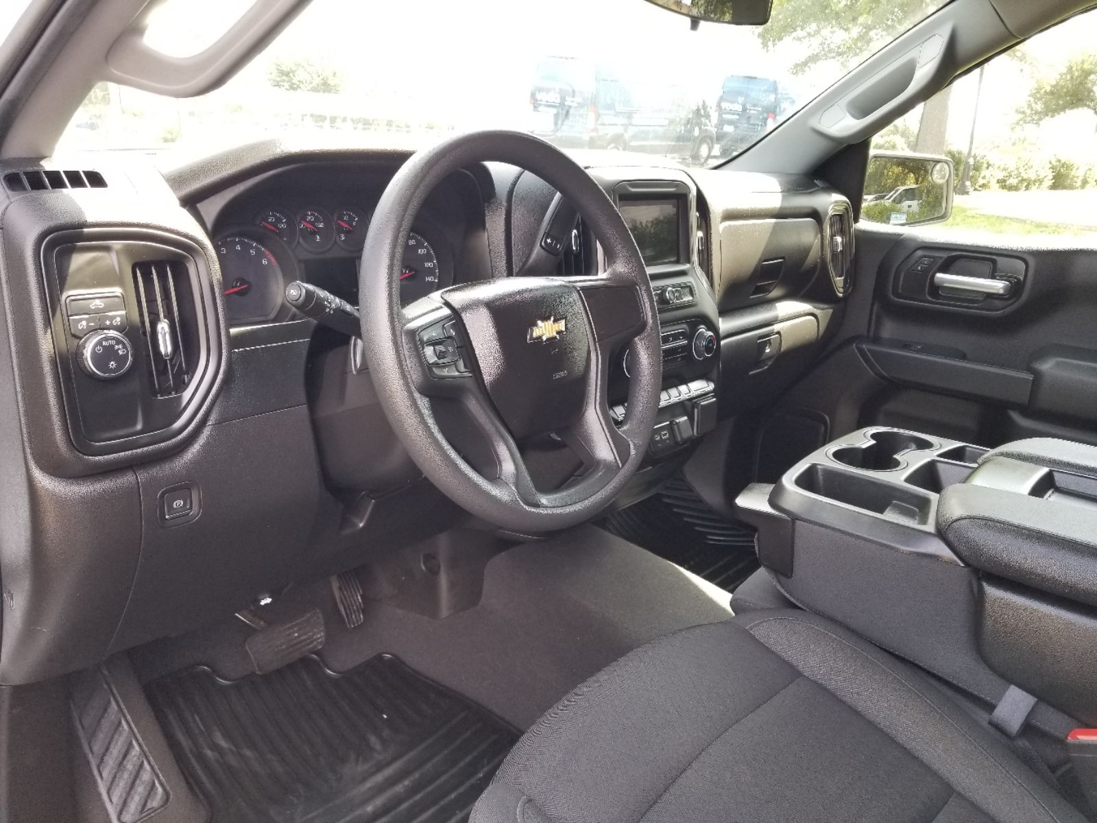 2022 Chevrolet Silverado 1500 Custom photo 4