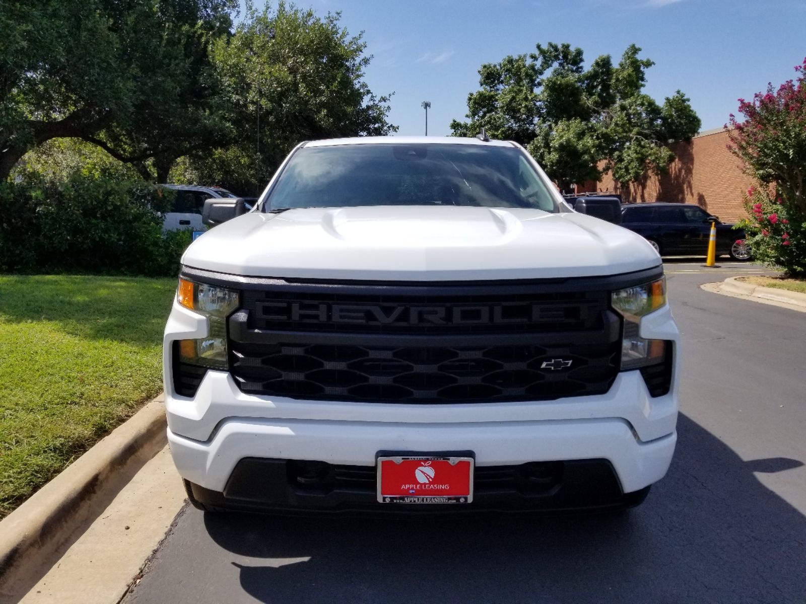 2022 Chevrolet Silverado 1500 Custom photo 10
