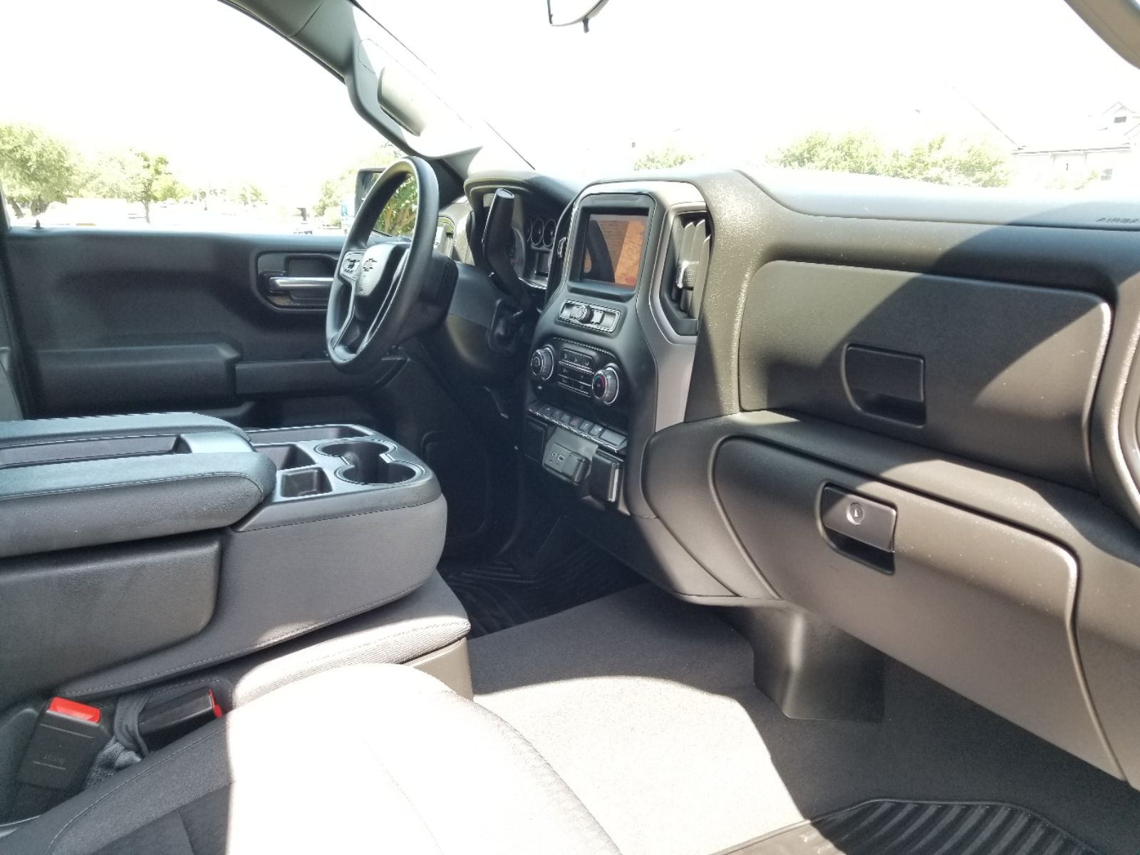 2022 Chevrolet Silverado 1500 Custom photo 14