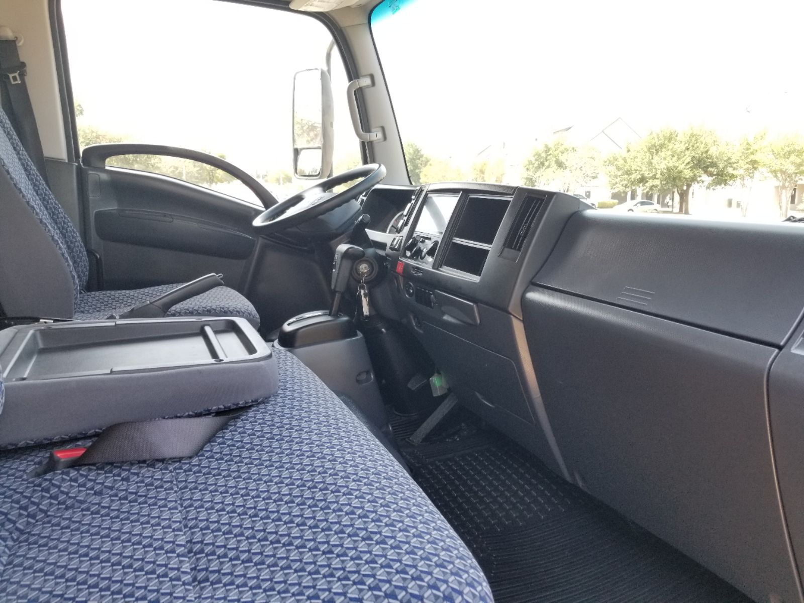 2022 Isuzu NRR Low Cab Forward photo 14
