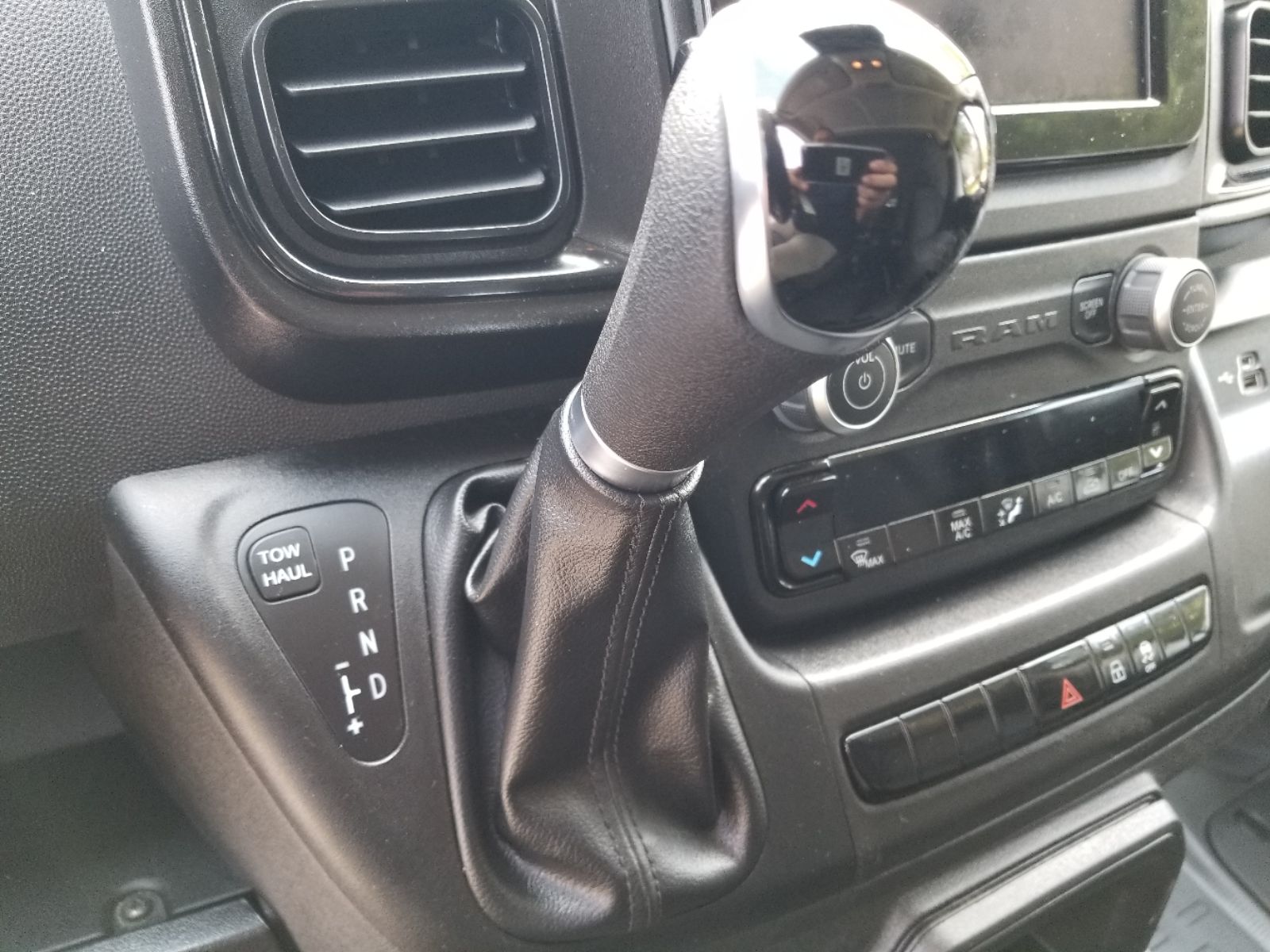 2023 Ram ProMaster 2500 photo 4