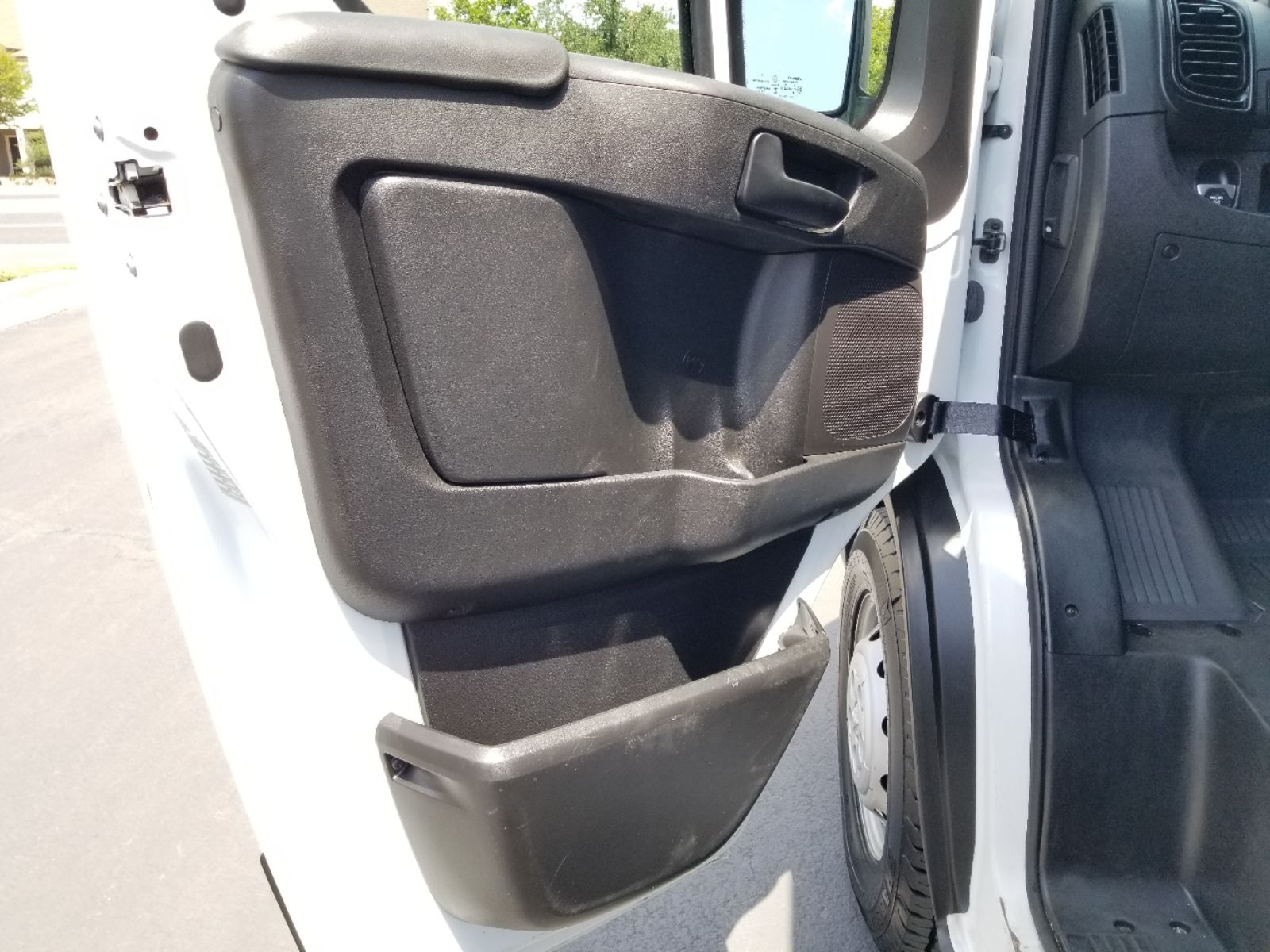 2023 Ram ProMaster 2500 photo 8