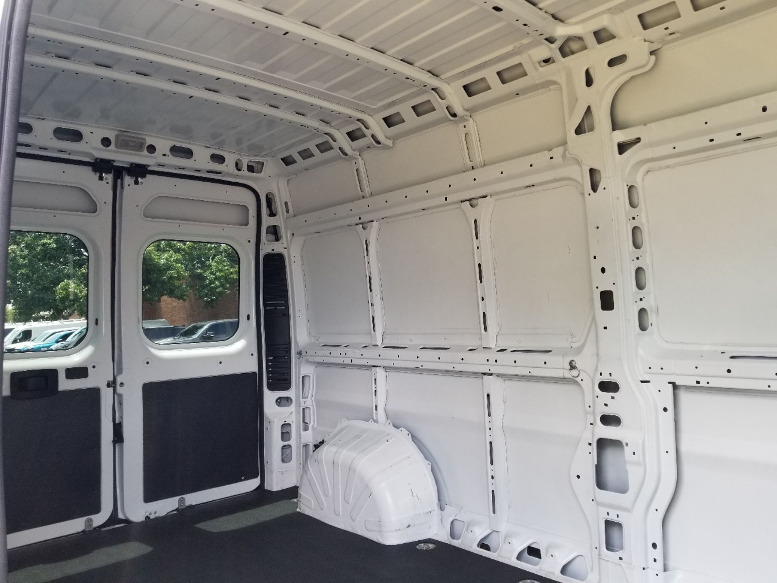 2023 Ram ProMaster 2500 photo 16
