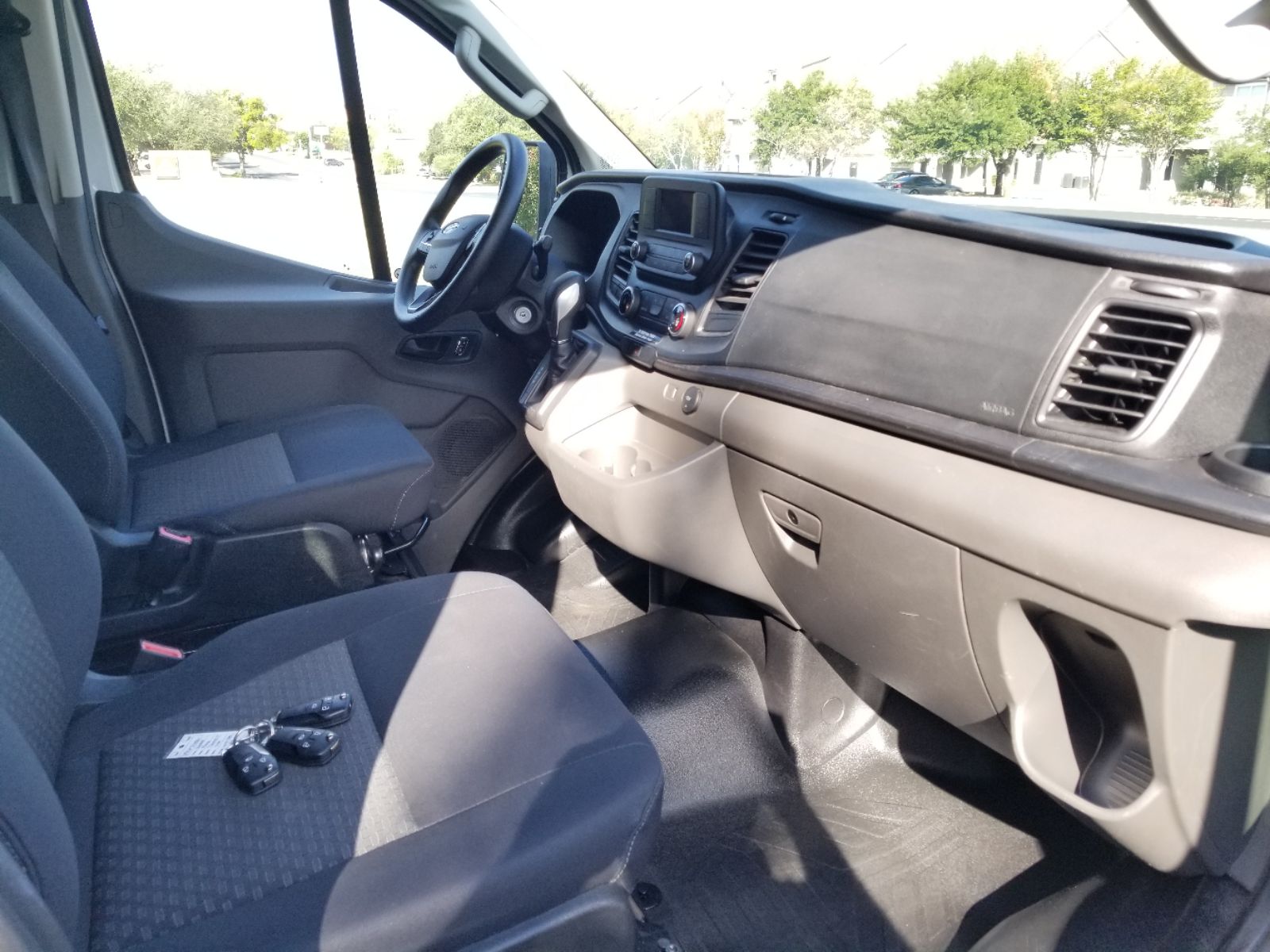 2024 Ford Transit Cargo Van photo 16