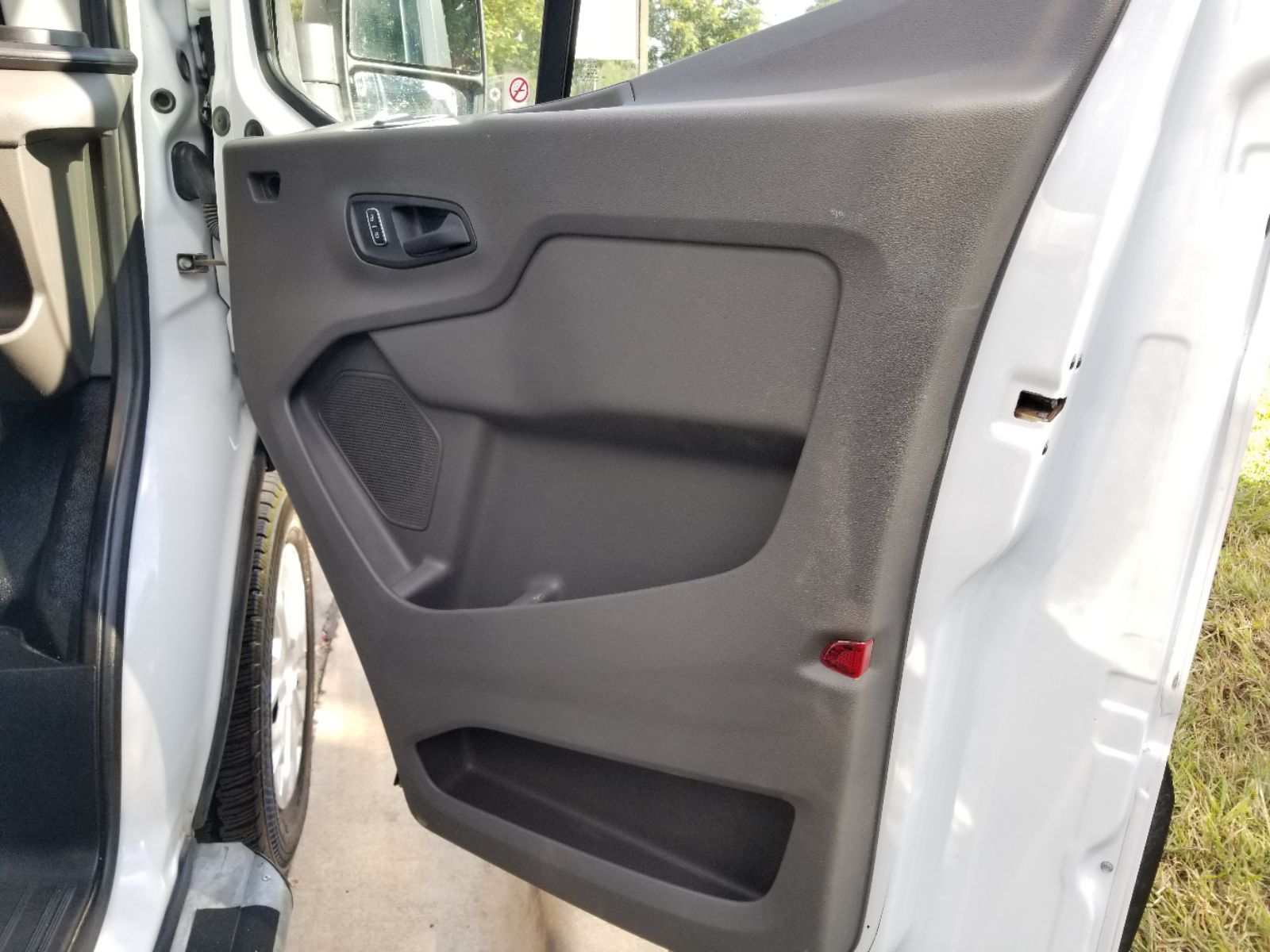 2024 Ford Transit Cargo Van photo 18