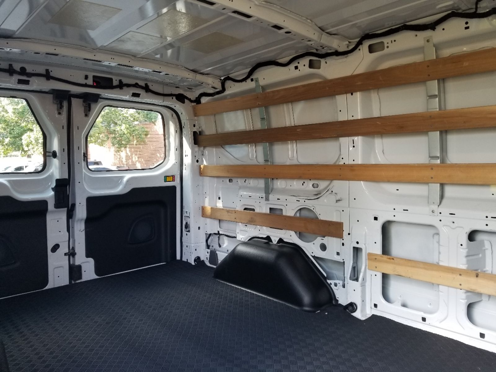 2024 Ford Transit Cargo Van photo 19