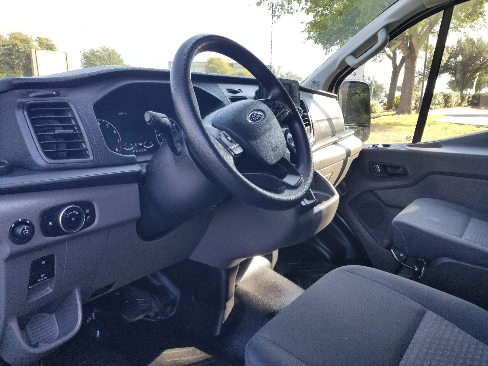 2024 Ford Transit Cargo Van photo 4