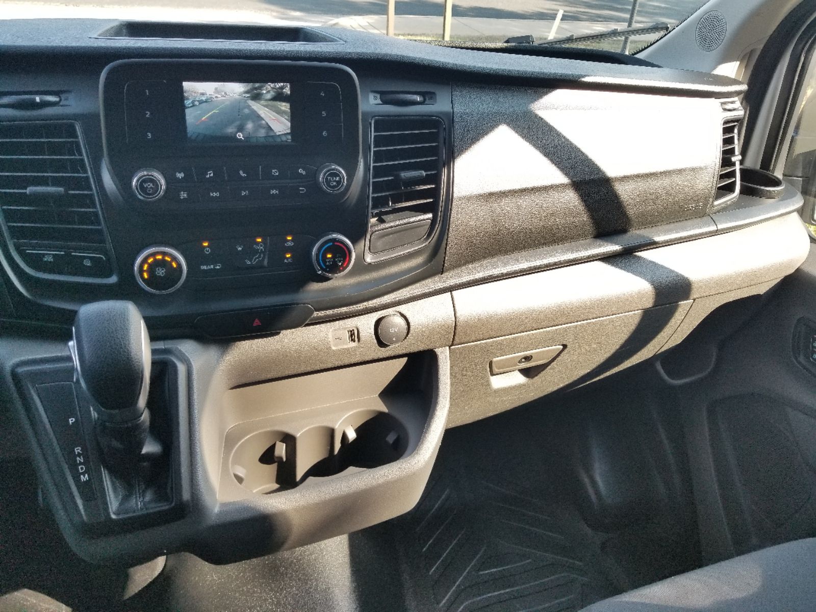 2024 Ford Transit Cargo Van photo 8