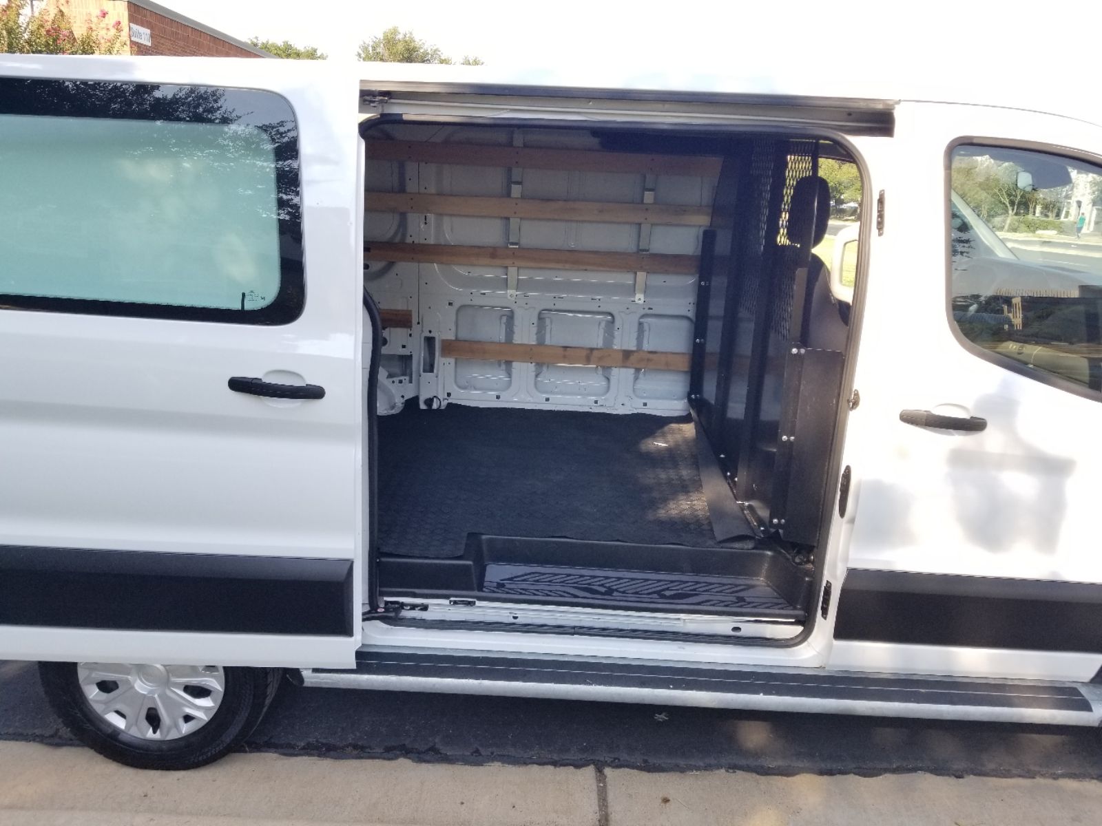 2024 Ford Transit Cargo Van photo 21