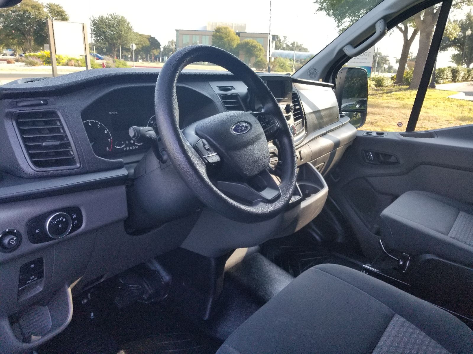 2024 Ford Transit Cargo Van photo 4