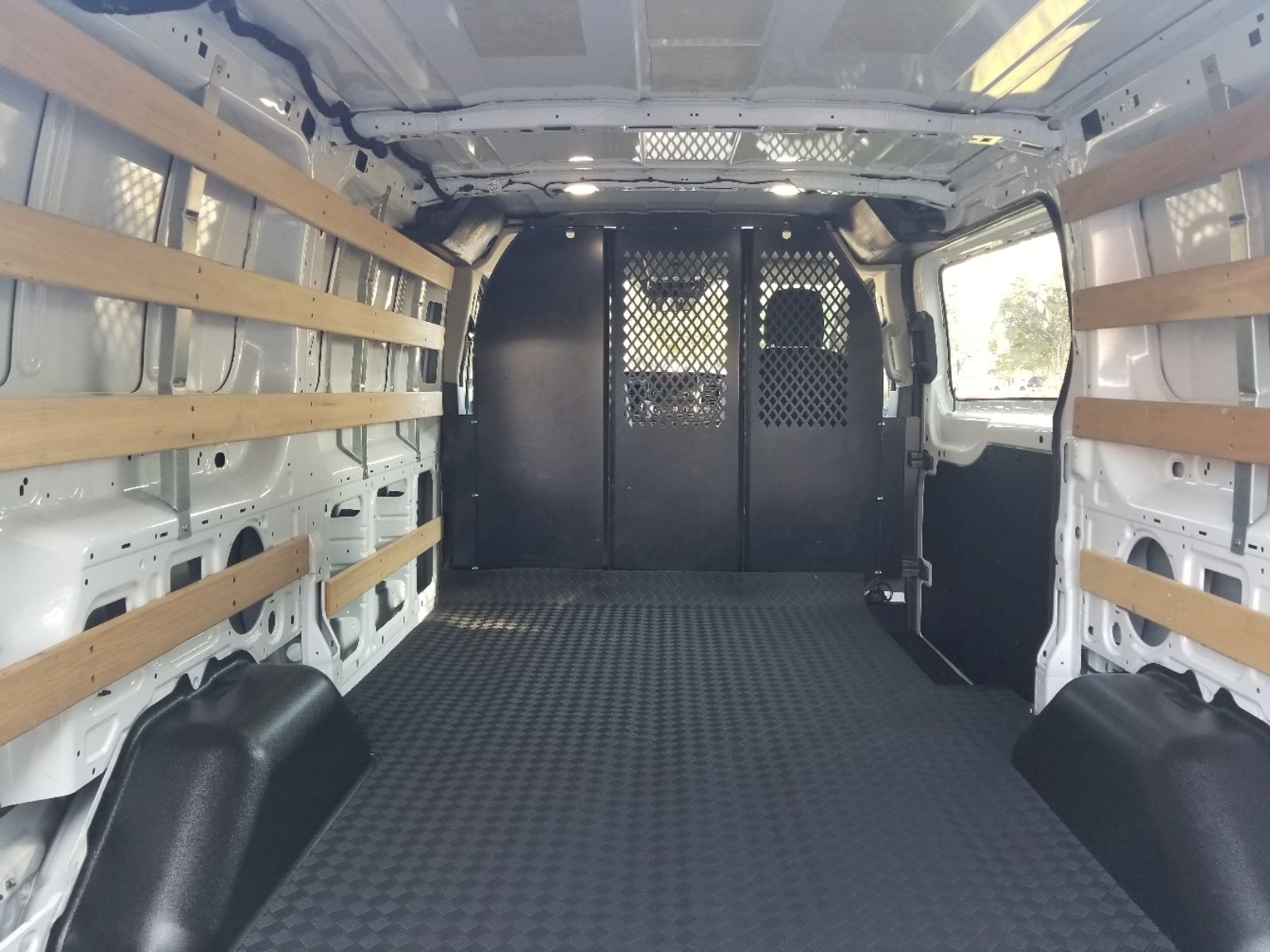 2024 Ford Transit Cargo Van photo 12