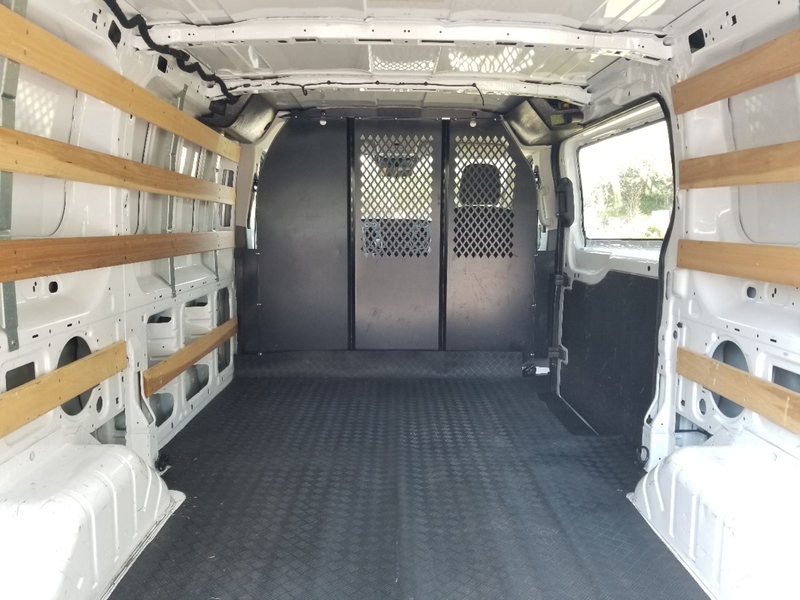 2024 Ford Transit Cargo Van photo 13
